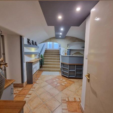 דברצן Centrum Wellness Hostel מראה חיצוני תמונה