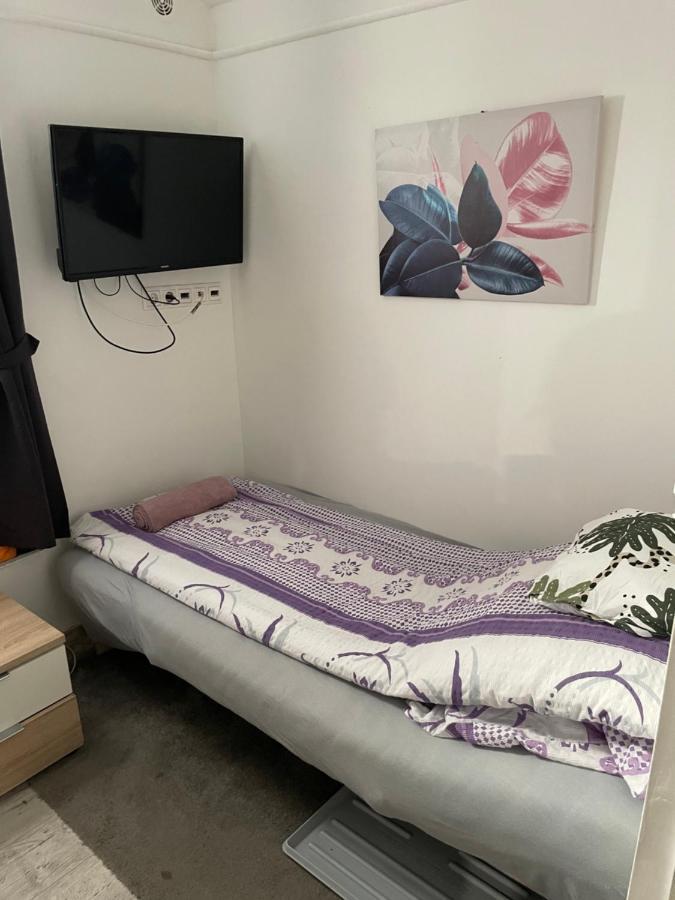 דברצן Centrum Wellness Hostel מראה חיצוני תמונה
