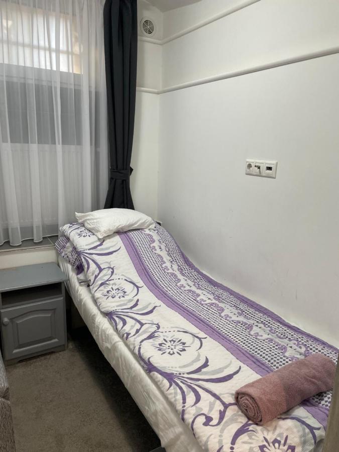 דברצן Centrum Wellness Hostel מראה חיצוני תמונה