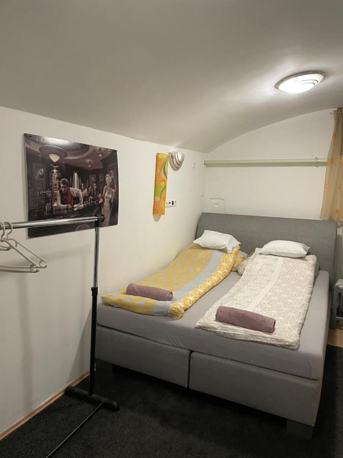 דברצן Centrum Wellness Hostel מראה חיצוני תמונה
