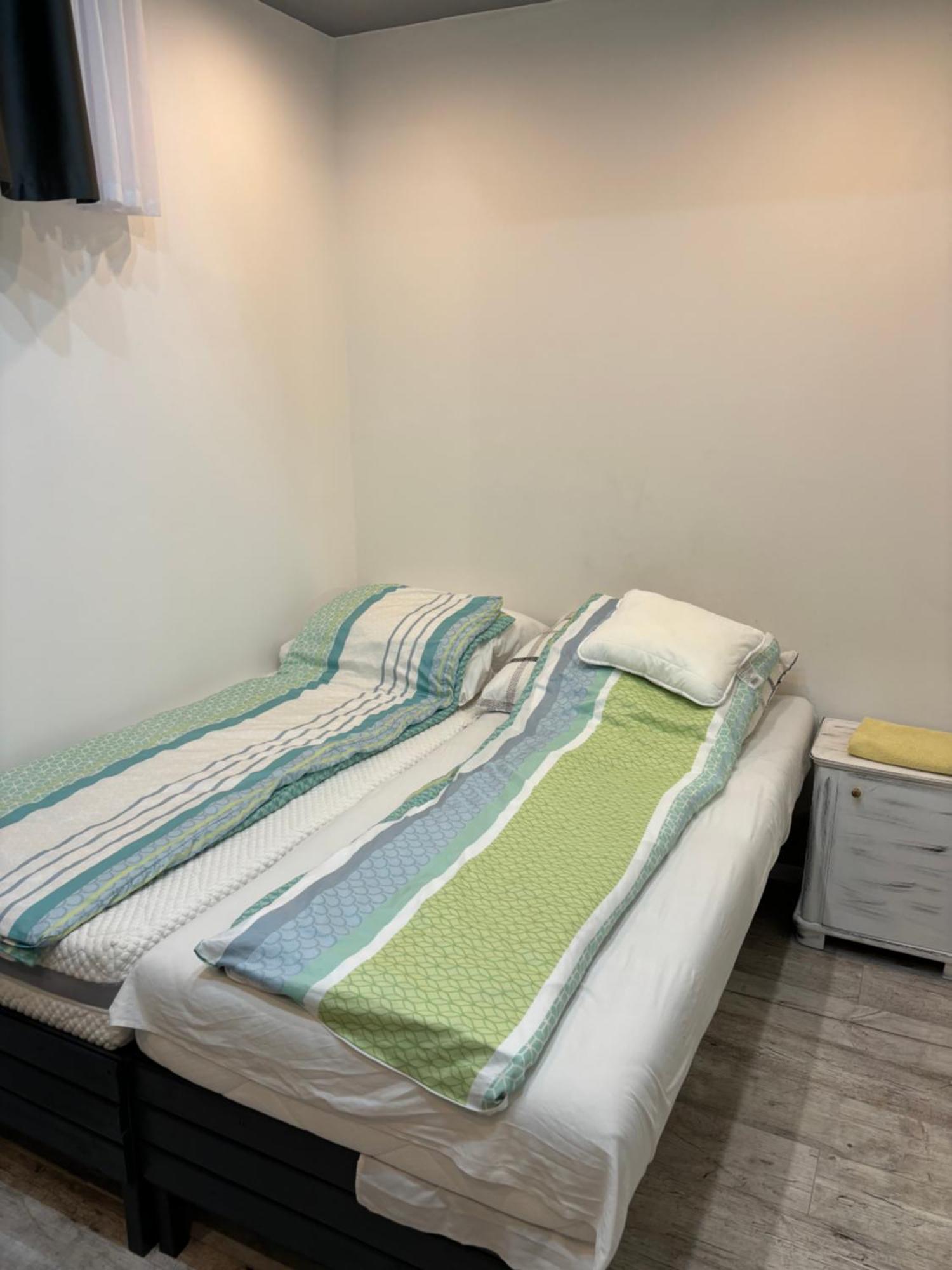 דברצן Centrum Wellness Hostel מראה חיצוני תמונה